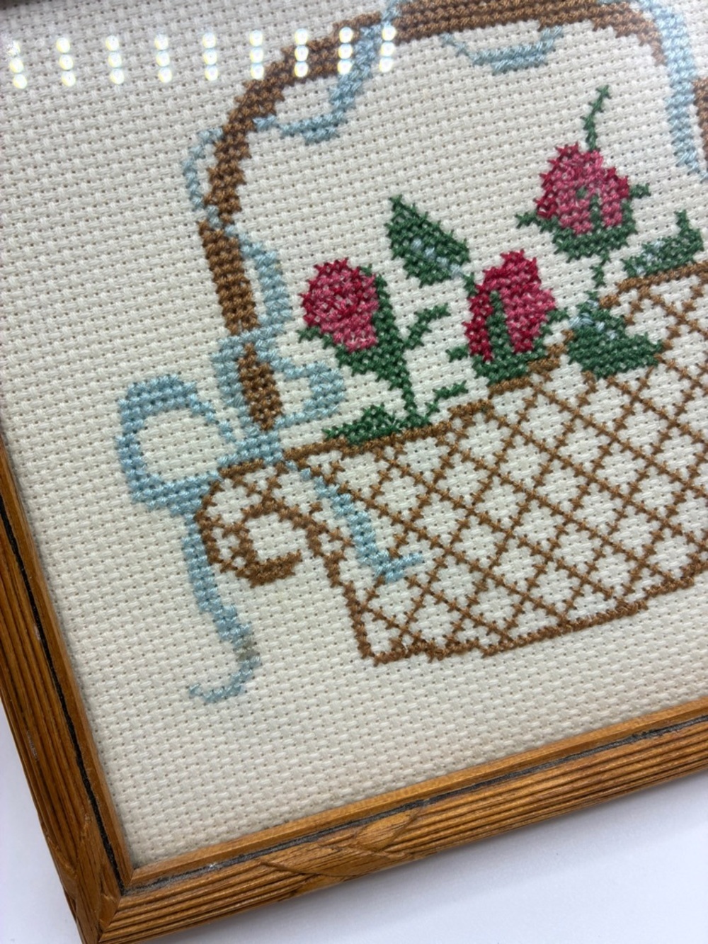 Vintage Floral Needlepoint Framed Art Cottage Farmhouse Decor - Picture 4 of 8